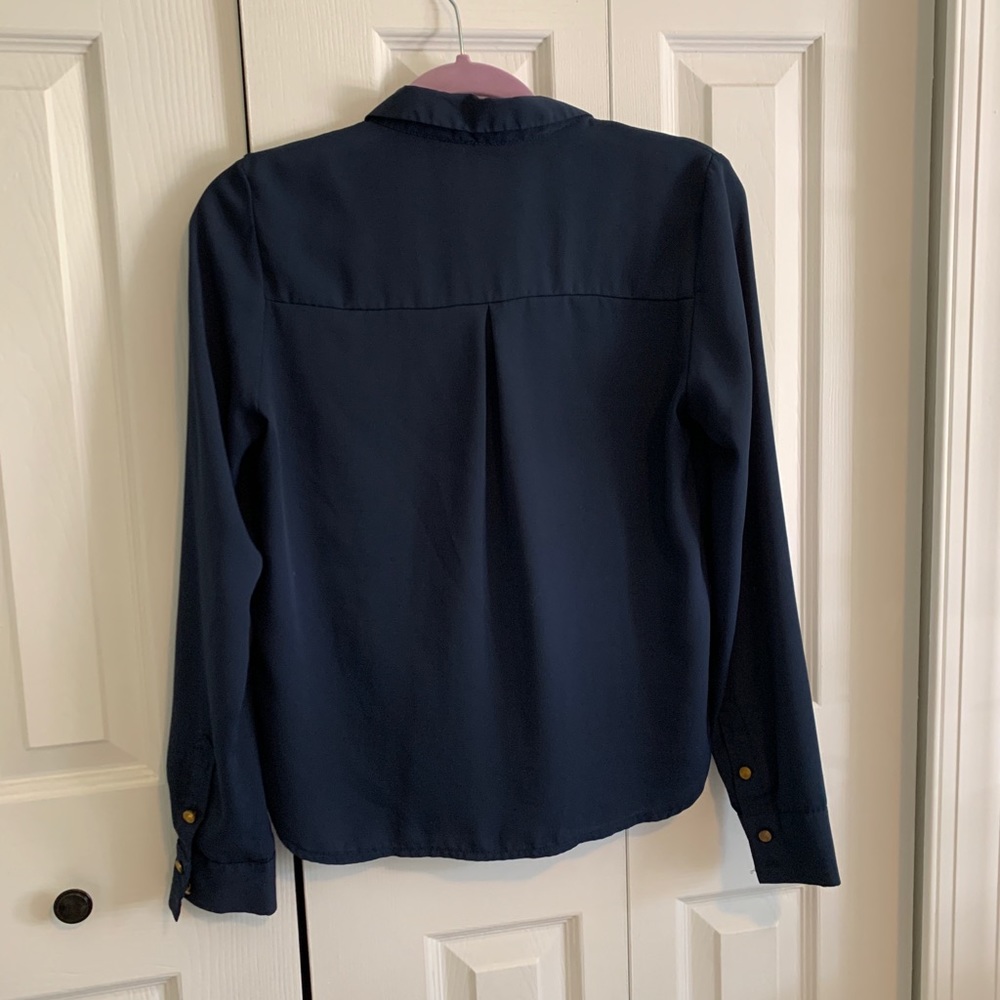 Francesca’s button down - Picture 3 of 3